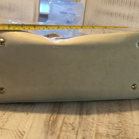 Beautiful Coach bag - Picture 7 of 11